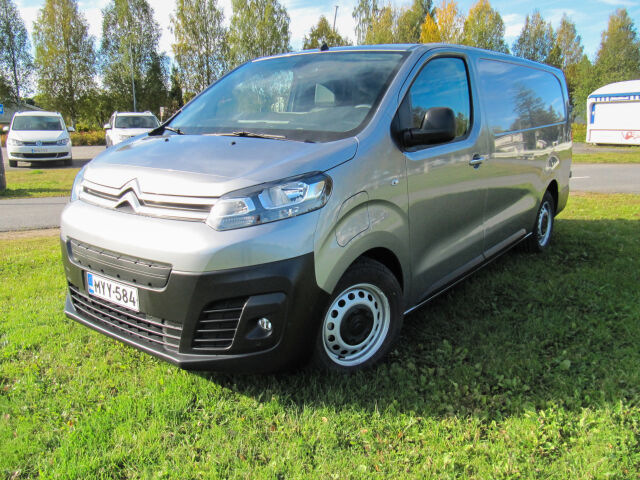 100% täyssähköinen pakettiauto Citroën ë-Jumpy 75kWh 136XL