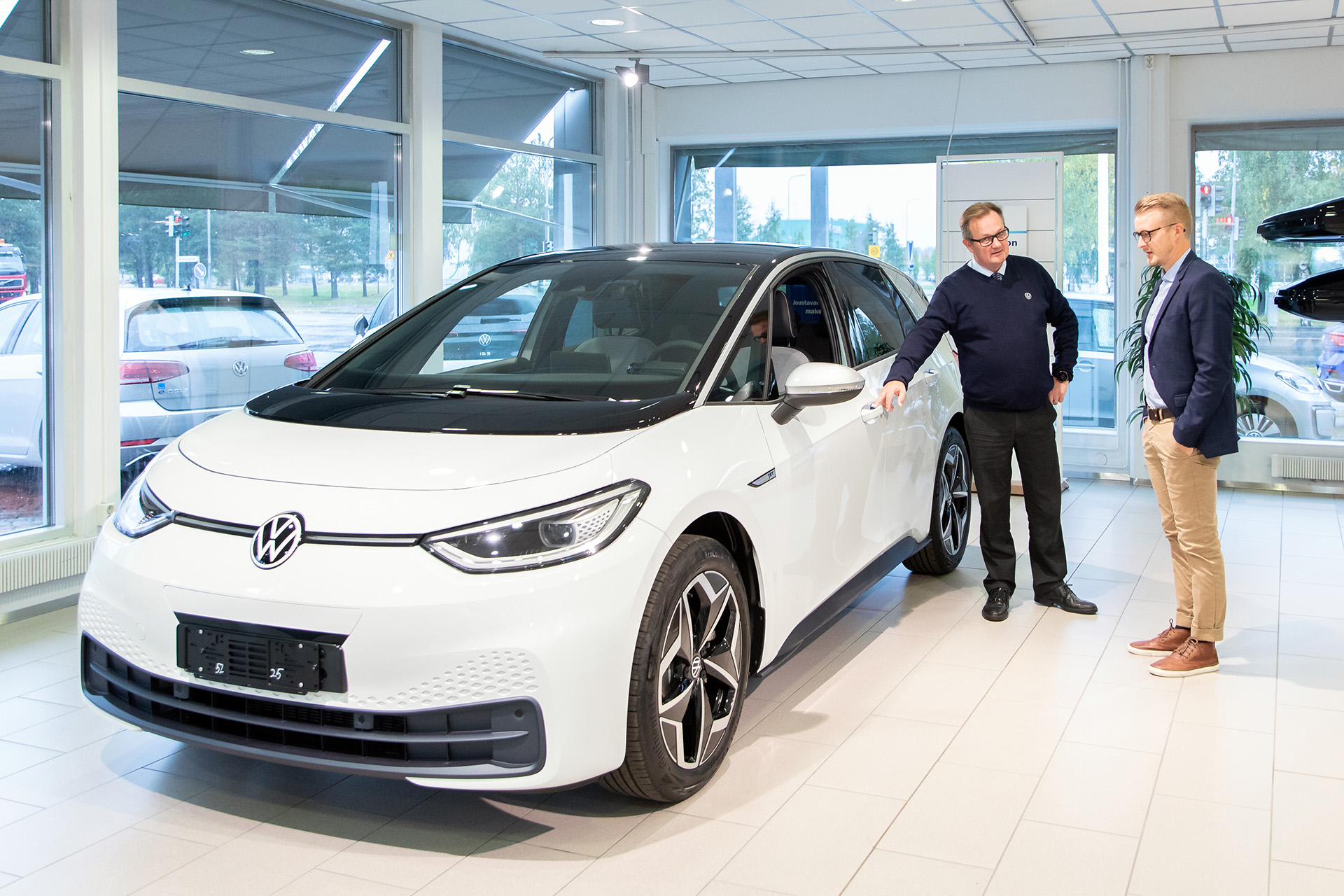 Mikä auto kannattaa ostaa? - Pörhön Autoliike Oy