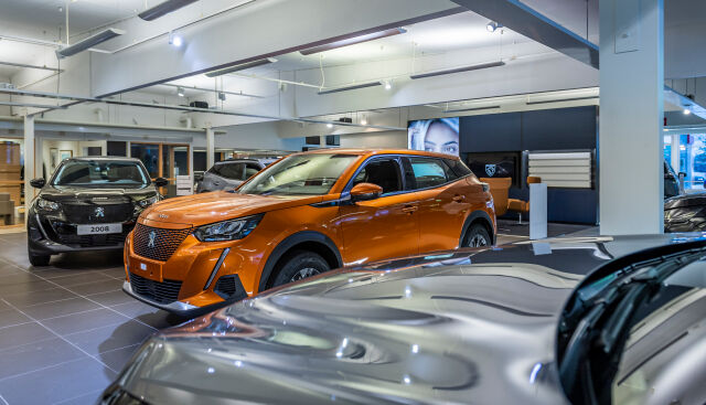 Näin paljon voit säästää vaihtamalla hybridiautoon