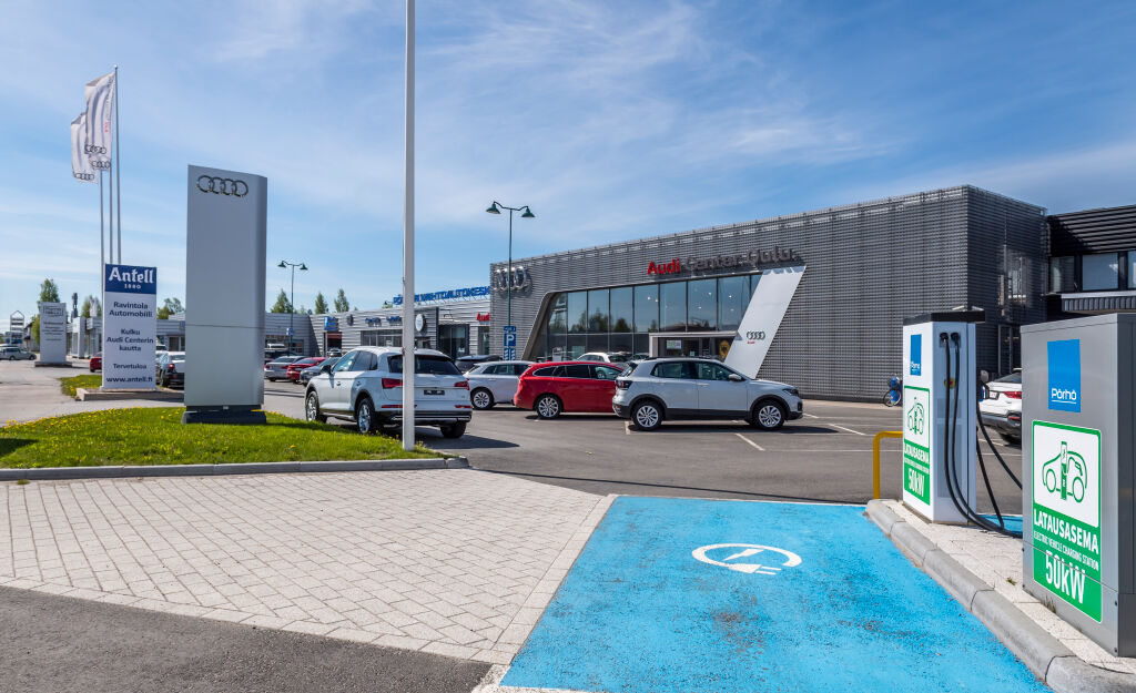 Pörhö Audi Center Oulu