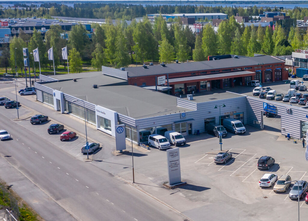 Pörhö Tavara-Autokeskus Oulu