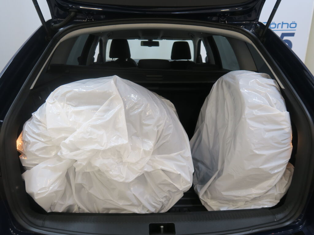 SKODA OCTAVIA 2016 Combi 2,0 TDI 184 4x4 DSG Autom. Ambition**NELIVETO,AUTOMAATTI SEKÄ VOIMAAKIN ON**