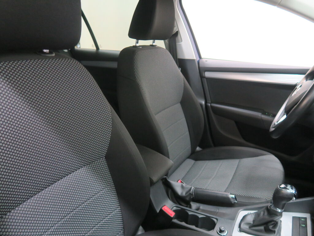 SKODA OCTAVIA 2016 Combi 2,0 TDI 184 4x4 DSG Autom. Ambition**NELIVETO,AUTOMAATTI SEKÄ VOIMAAKIN ON**