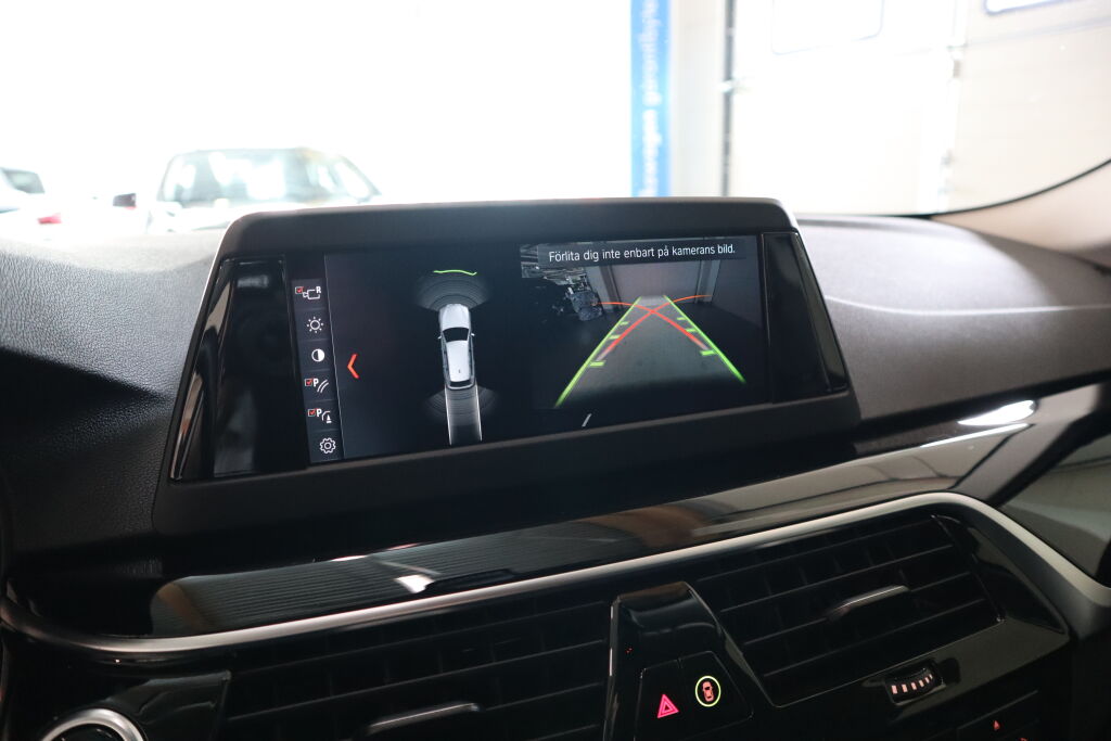 BMW 520 2018 G31 Touring 520d A Business Sport *** SIISTI,PERUUTUSKAMERA, AUTOMAATTI ***