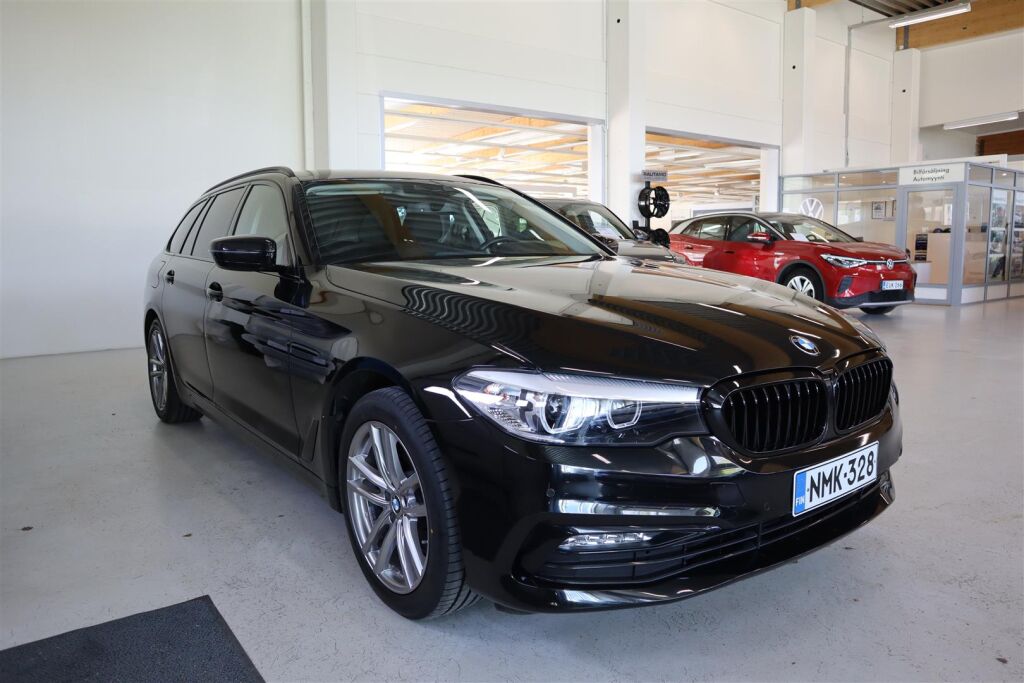 BMW 520 2018 G31 Touring 520d A Business Sport *** SIISTI,PERUUTUSKAMERA, AUTOMAATTI ***