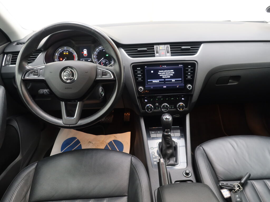 SKODA OCTAVIA 2020 Combi 1,5 TSI G-TEC DSG Autom. Style kaasu / bensa